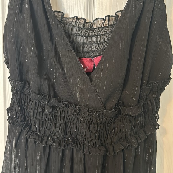 Women’s black tank top - Picture 4 of 7